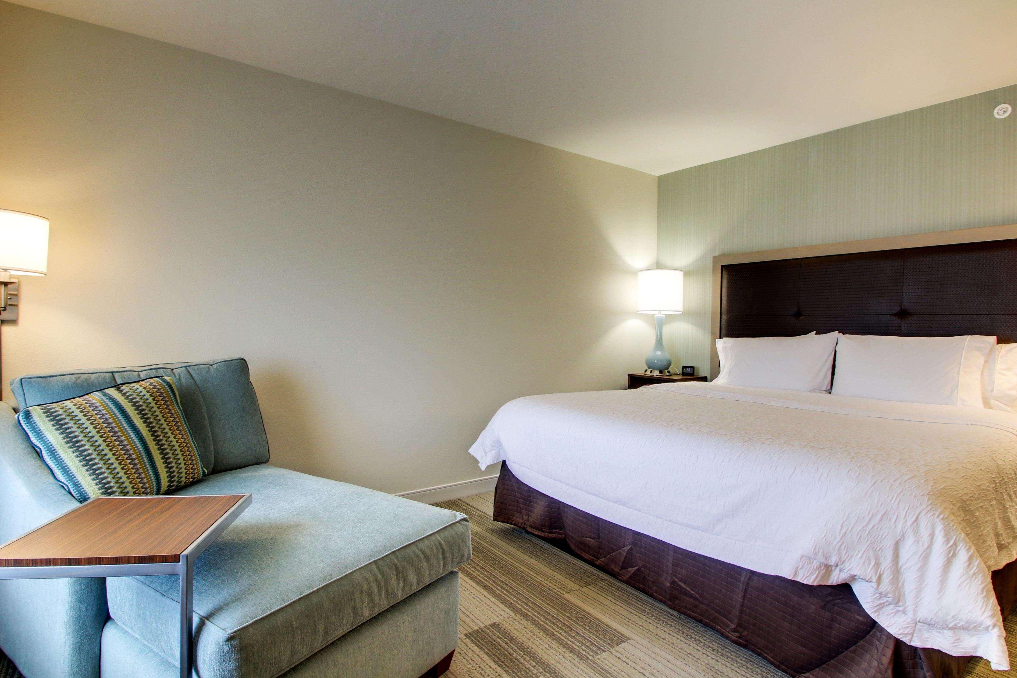 Hampton Inn & Suites Milwaukee West West Allis Exterior foto
