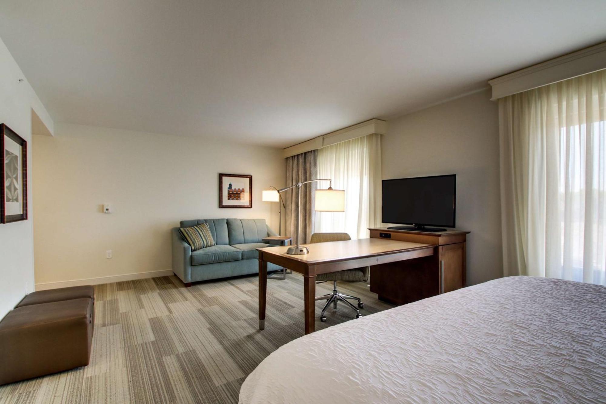 Hampton Inn & Suites Milwaukee West West Allis Exterior foto